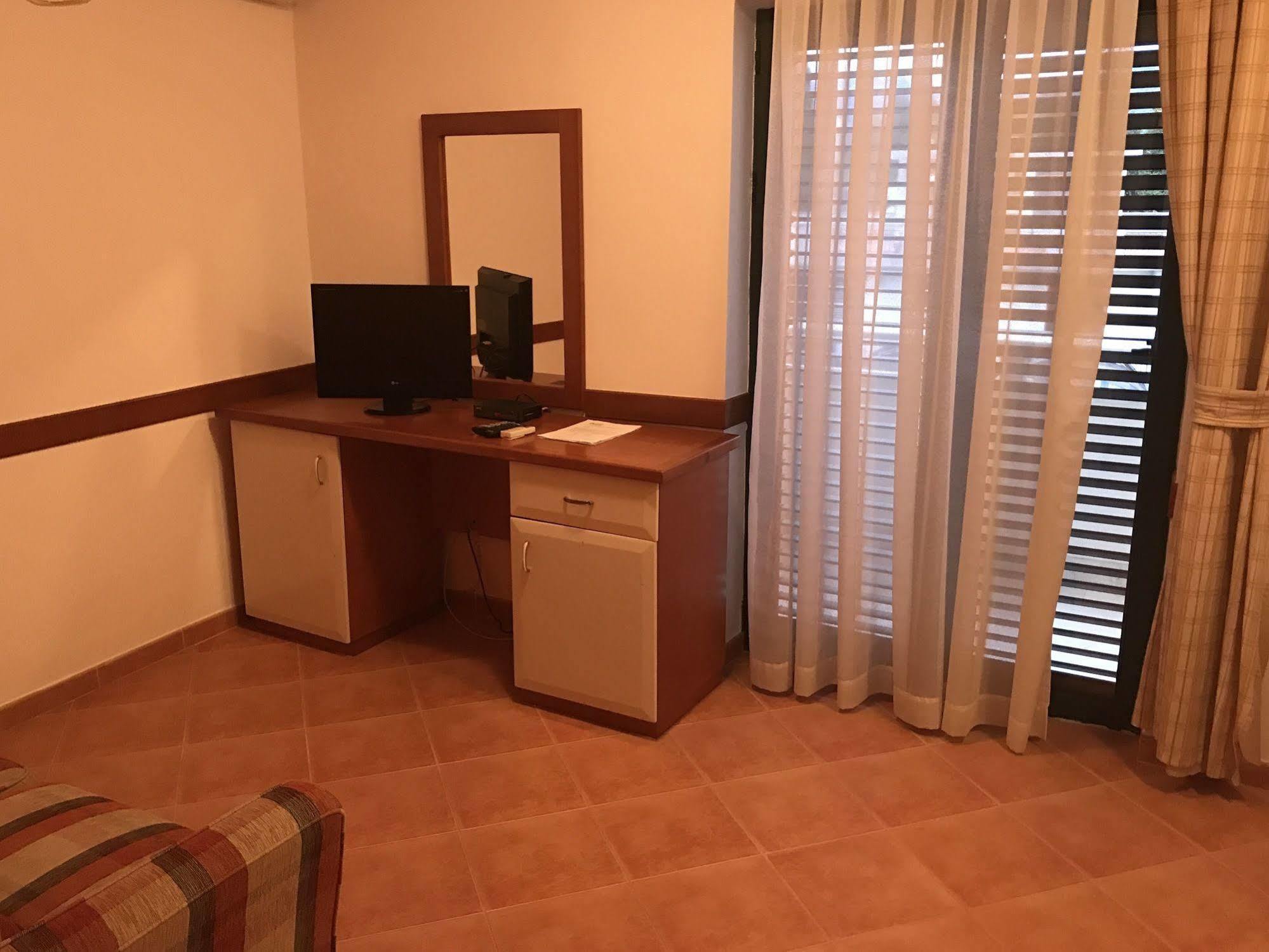 Boutique Hotel Villa Royal ティヴァト エクステリア 写真